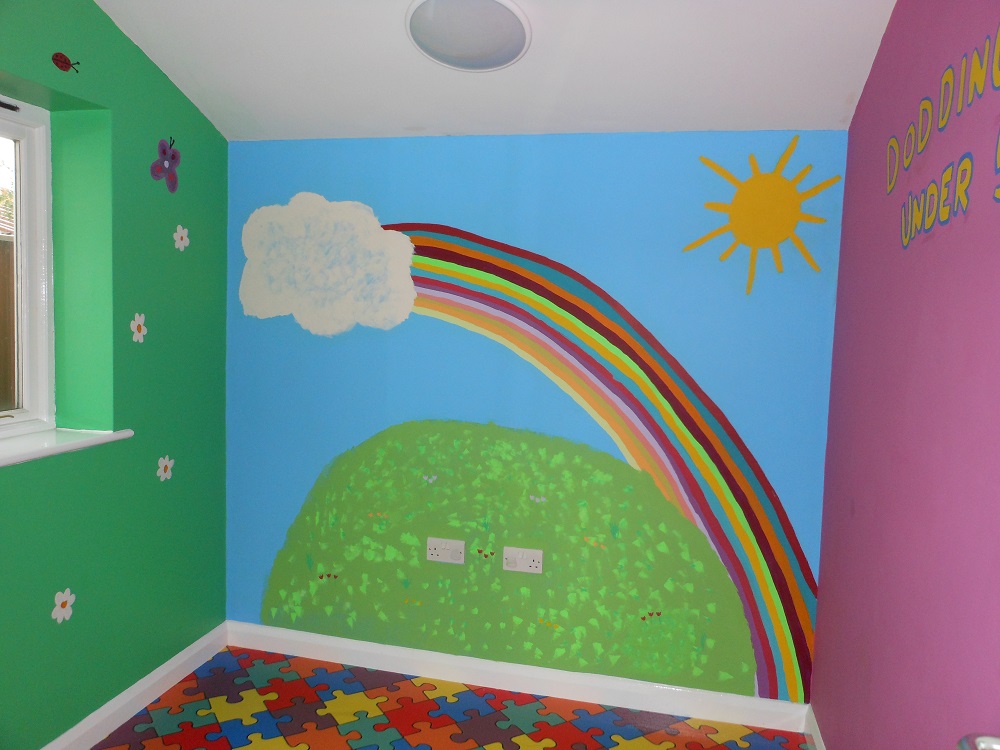 school decorate and paint