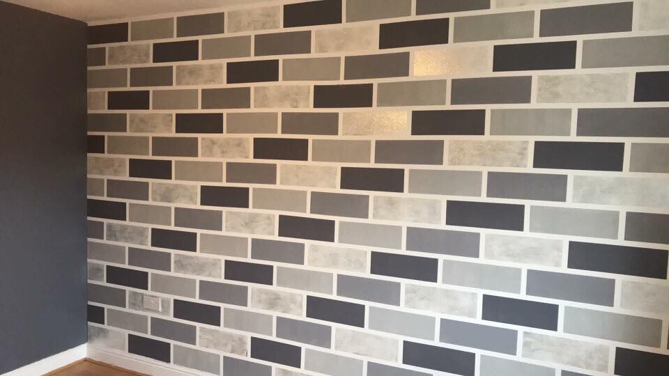 redecorating paint project using cheap and low cost paint from a Community RePaint scheme.